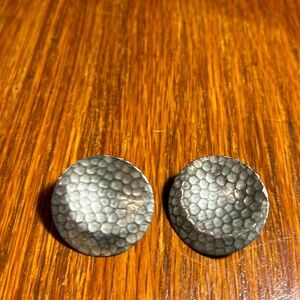 Hammered Metal Silver Tone Circle Disc Post Earrings